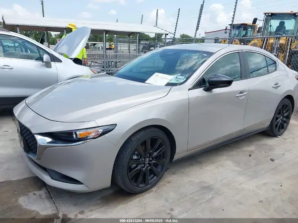 3MZBPABM2RM426516 2024 MAZDA 3 - Image 2