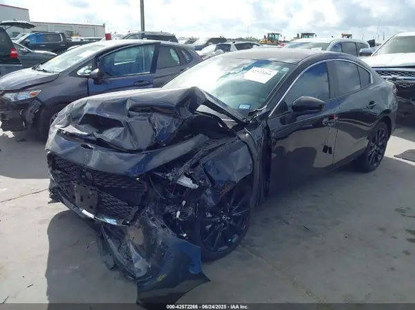 3MZBPABM3SM454993 2025 MAZDA 3 - Image 2
