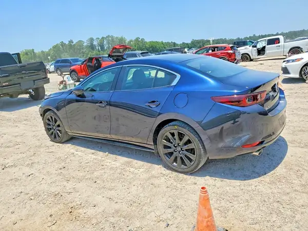 3MZBPABM3SM465010 2025 MAZDA 3 - Image 2