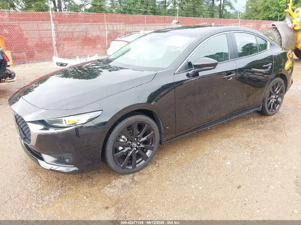 3MZBPABM3SM469963 2025 MAZDA 3 - Image 2