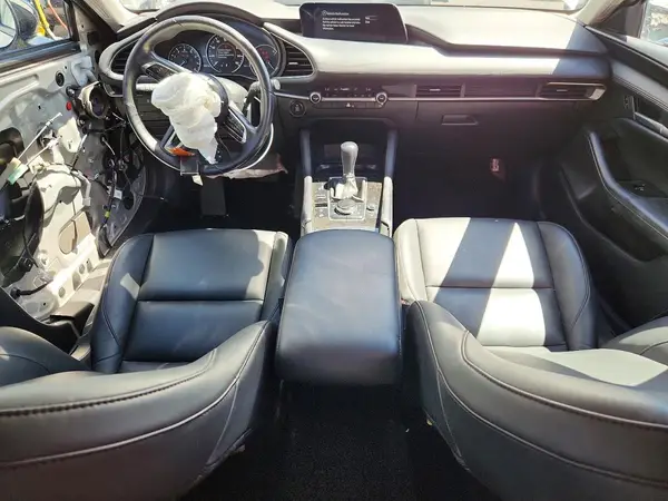 3MZBPABM4RM427747 2024 MAZDA 3 - Image 8