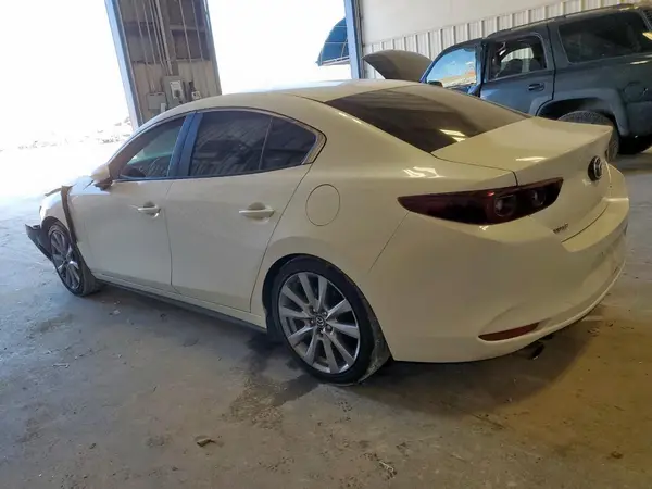 3MZBPABM5PM381696 2023 MAZDA 3 - Image 2