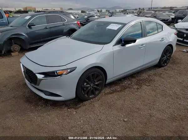 3MZBPABM5RM425134 2024 MAZDA 3 - Image 2
