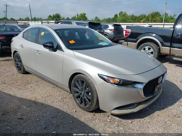 3MZBPABM6RM425367 2024 MAZDA 3 - Image 1