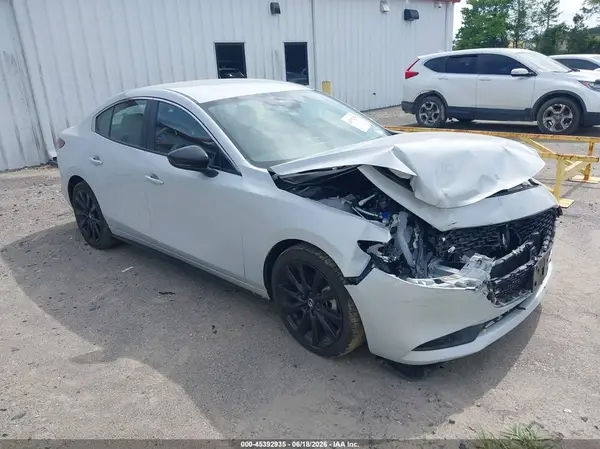 3MZBPABM6SM455328 2025 MAZDA 3 - Image 1