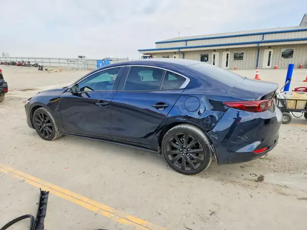 3MZBPABM6SM474350 2025 MAZDA 3 - Image 2