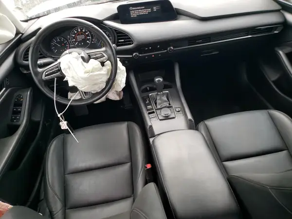 3MZBPABM7PM360686 2023 MAZDA 3 - Image 8