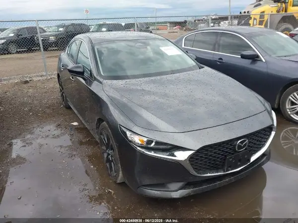 3MZBPABM7RM425703 2024 MAZDA 3 - Image 1