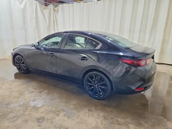 3MZBPABM7RM425815 2024 MAZDA 3 - Image 2