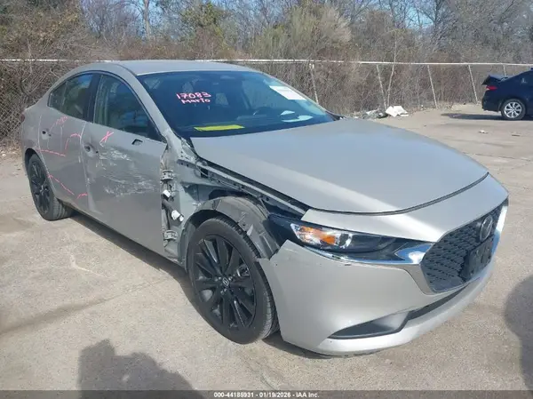 3MZBPABM7RM427421 2024 MAZDA 3 - Image 1