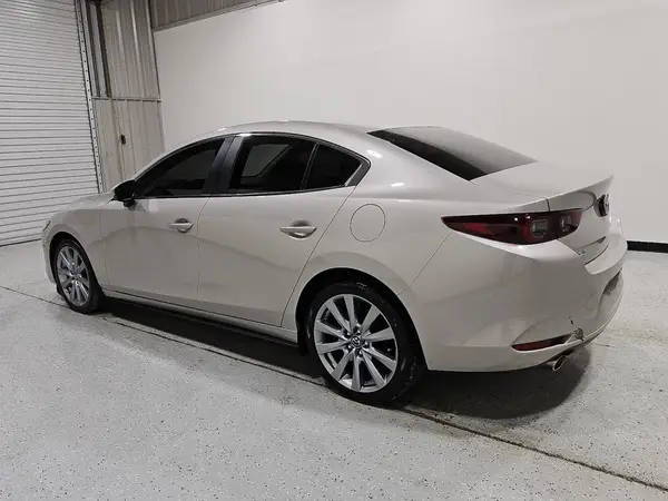 3MZBPABM8PM372152 2023 MAZDA 3 - Image 2