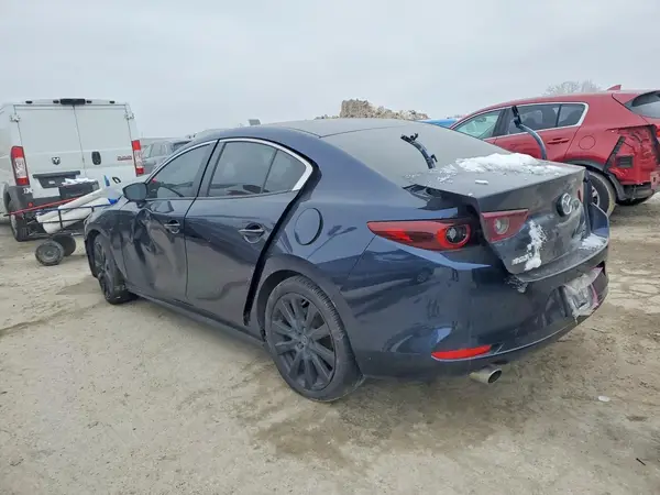 3MZBPABM8RM422017 2024 MAZDA 3 - Image 2