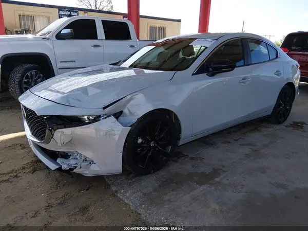 3MZBPABM8RM423510 2024 MAZDA 3 - Image 2