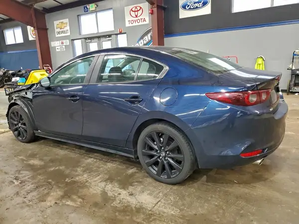 3MZBPABM8RM425676 2024 MAZDA 3 - Image 2