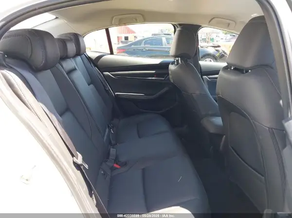 3MZBPABM8RM437245 2024 MAZDA 3 - Image 8
