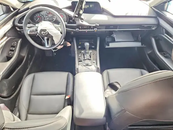 3MZBPABM8SM464404 2025 MAZDA 3 - Image 8