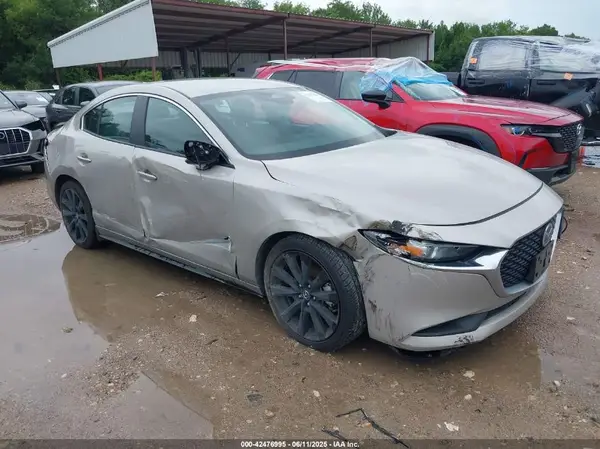 3MZBPABM9RM426674 2024 MAZDA 3 - Image 1