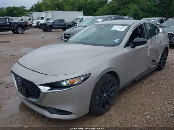 3MZBPABM9RM426674 2024 MAZDA 3 - Image 2