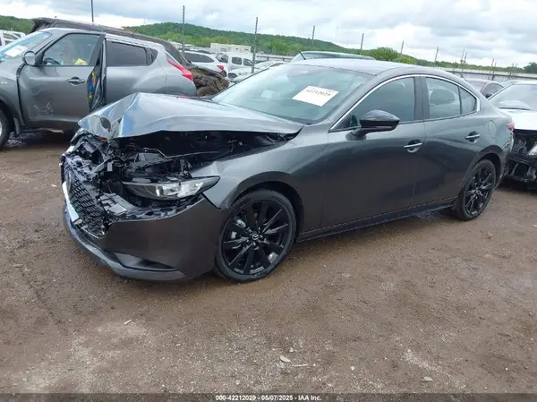 3MZBPABM9SM468512 2025 MAZDA 3 - Image 2
