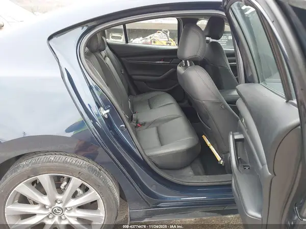 3MZBPABMXPM355420 2023 MAZDA 3 - Image 8