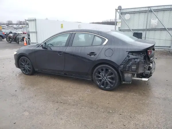 3MZBPABMXRM428952 2024 MAZDA 3 - Image 2