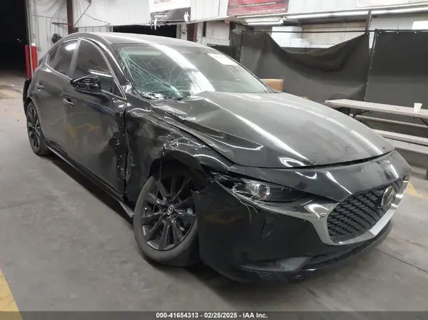 3MZBPABMXRM432614 2024 MAZDA 3 - Image 1