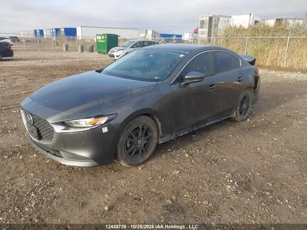 3MZBPACL0LM135767 2020 MAZDA 3 - Image 2