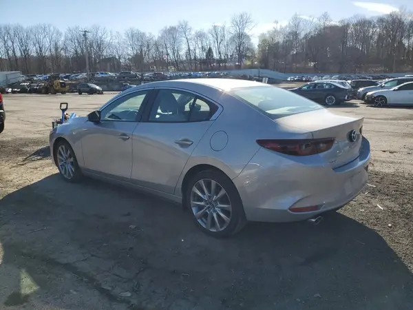 3MZBPACL0NM318377 2022 MAZDA 3 - Image 2