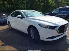 3MZBPACL0NM318573 2022 MAZDA 3