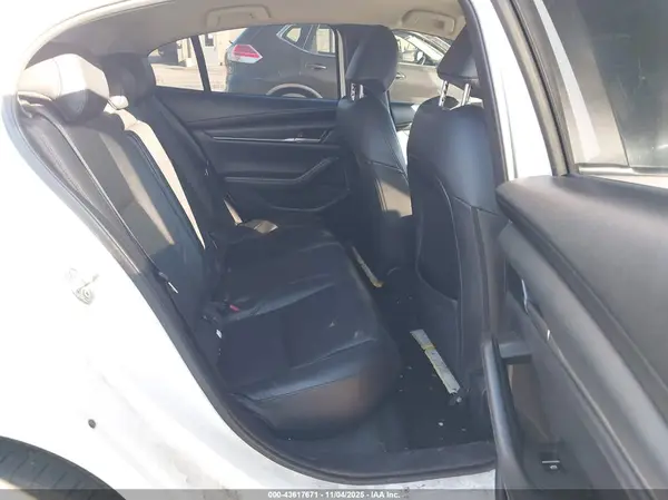 3MZBPACL2LM131445 2020 MAZDA 3 - Image 8