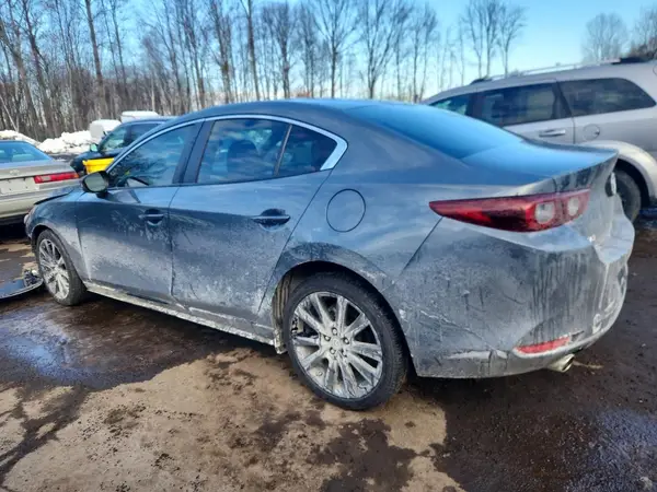 3MZBPACL2NM301581 2022 MAZDA 3 - Image 2