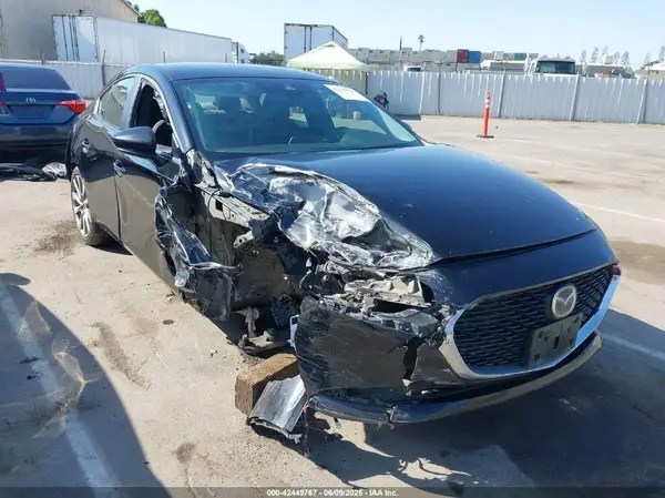 3MZBPACL4LM127431 2020 MAZDA 3 - Image 1