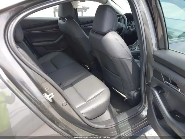 3MZBPACL4MM214814 2021 MAZDA 3 - Image 8