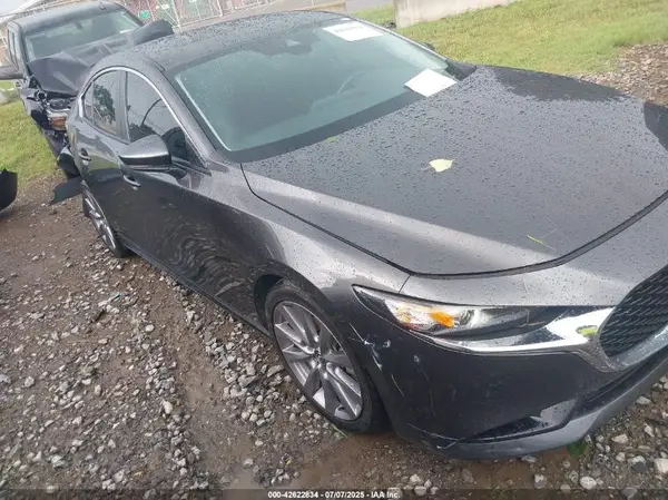 3MZBPACL4MM253810 2021 MAZDA 3 - Image 1