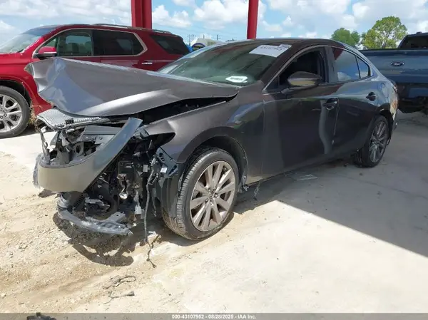 3MZBPACL5LM115515 2020 MAZDA 3 - Image 2