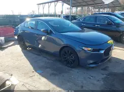 3MZBPACL5NM300599 2022 MAZDA 3