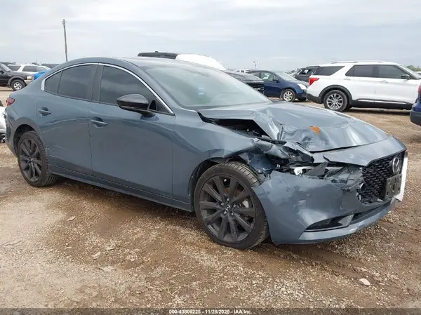 3MZBPACL5NM309352 2022 MAZDA 3 - Image 1