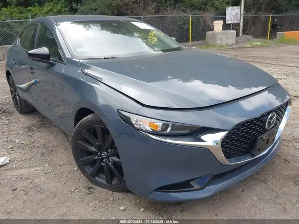 3MZBPACL5NM317886 2022 MAZDA 3 - Image 1