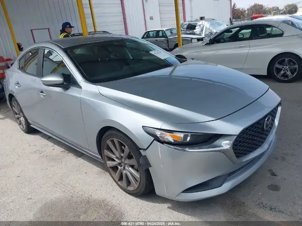 3MZBPACL6LM131481 2020 MAZDA 3 - Image 1