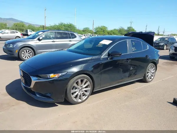 3MZBPACL7LM127410 2020 MAZDA 3 - Image 2