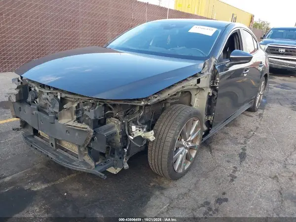 3MZBPACL7LM134891 2020 MAZDA 3 - Image 2