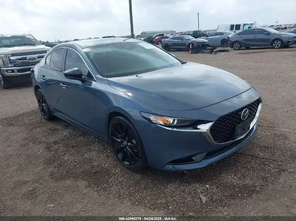 3MZBPACL7NM313242 2022 MAZDA 3 - Image 1