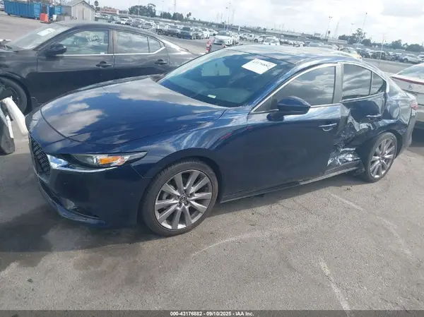 3MZBPACL8MM252434 2021 MAZDA 3 - Image 2