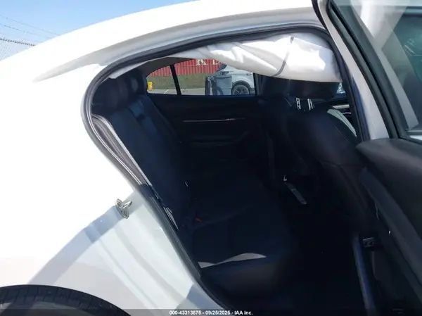 3MZBPACL8NM306915 2022 MAZDA 3 - Image 8