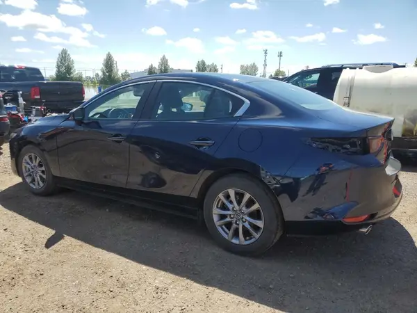 3MZBPACL8NM308079 2022 MAZDA 3 - Image 2