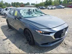 3MZBPACL9NM318037 2022 MAZDA 3