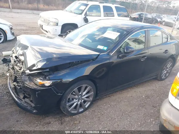 3MZBPACLXLM127045 2020 MAZDA 3 - Image 2