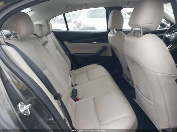 3MZBPACLXMM252743 2021 MAZDA 3 - Image 8