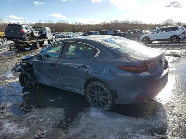 3MZBPACLXNM310108 2022 MAZDA 3 - Image 2