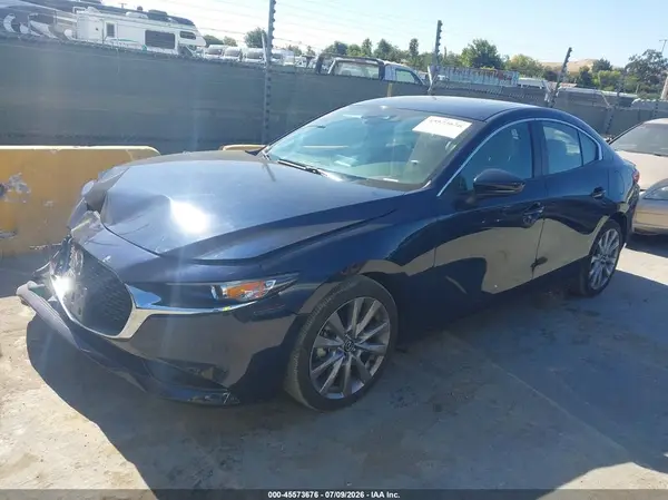 3MZBPACM0PM354520 2023 MAZDA 3 - Image 2
